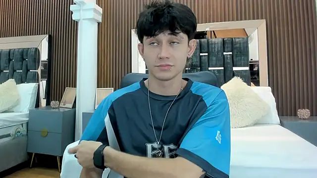 Michael blue online show from March 12, 2026, 7:31 pm