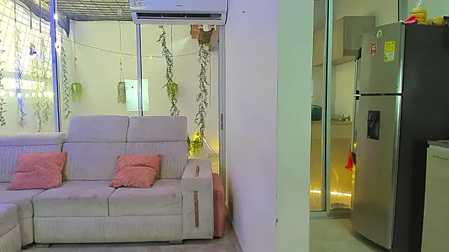 stangirls  online show from February 2, 2026, 9:13 pm