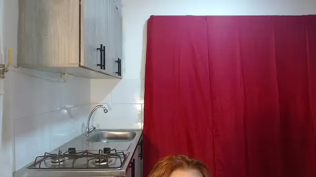 Snapshot of couple_vzl chatting on September 11, 2025, 6:35 am couple vzl online show from September 11, 2025, 6:35 am