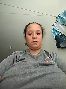 Snapshot of You-sexy-starr chatting on June 13, 2026, 2:26 pm You-sexy-starr online show from June 13, 2026, 2:26 pm
