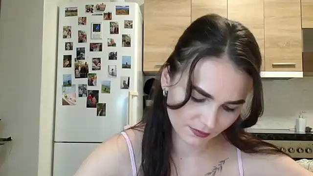 Snapshot of Silviaa_a chatting on December 1, 2025, 8:03 pm Silviaa a online show from December 1, 2025, 8:03 pm