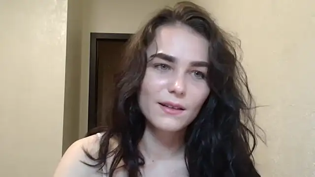 Snapshot of Silviaa_a chatting on February 17, 2026, 7:42 pm Silviaa a online show from February 17, 2026, 7:42 pm