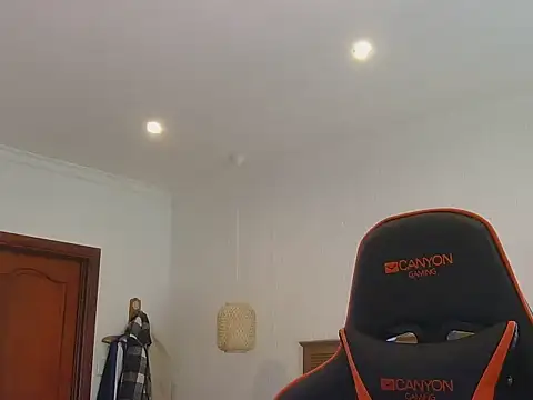 Snapshot of TroyDieselXXX chatting on November 13, 2025, 6:34 am TroyDieselXXX online show from November 13, 2025, 6:34 am