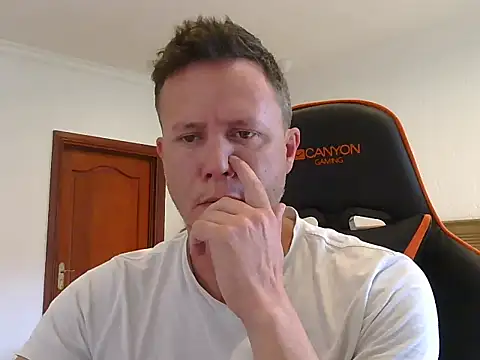 TroyDieselXXX online show from December 23, 2025, 6:00 am