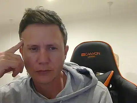 TroyDieselXXX online show from May 1, 2026, 7:29 pm