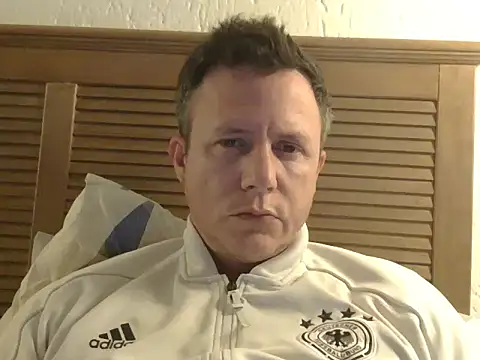 TroyDieselXXX online show from June 4, 2026, 6:58 pm