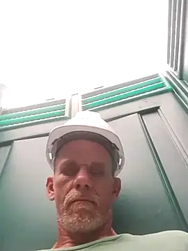 Snapshot of helldonk chatting on September 30, 2025, 2:44 pm helldonk online show from September 30, 2025, 2:44 pm