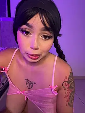 lucialauper  online show from March 24, 2026, 12:26 am
