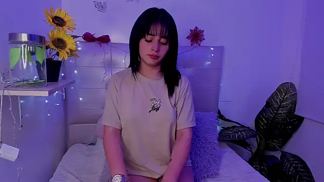 Anna Blade  online show from January 13, 2026, 4:23 pm