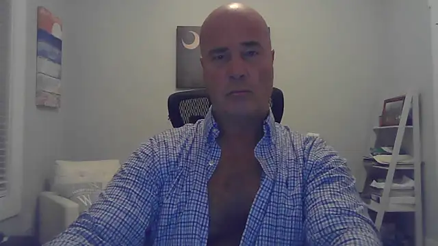 cyclone1212 online show from May 2, 2026, 9:14 am