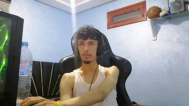 Dark DesireX online show from September 17, 2025, 1:57 pm