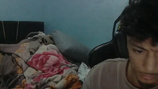 Snapshot of Dark_DesireX chatting on May 11, 2026, 7:44 pm Dark DesireX online show from May 11, 2026, 7:44 pm