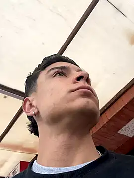 Snapshot of MR_MUSCLE chatting on September 17, 2025, 11:34 am MR MUSCLE online show from September 17, 2025, 11:34 am