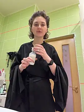 KellyKeler online show from March 4, 2026, 11:27 am