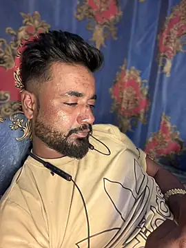 Snapshot of Munny6677 chatting on November 24, 2025, 7:02 pm Munny6677 online show from November 24, 2025, 7:02 pm