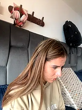 Snapshot of AllieYourGirl chatting on October 1, 2025, 6:58 pm AllieYourGirl online show from October 1, 2025, 6:58 pm