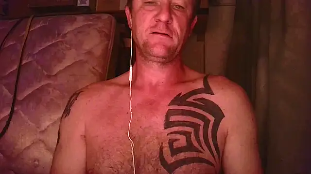 Snapshot of Yournaughty chatting on May 18, 2026, 5:02 am Yournaughty online show from May 18, 2026, 5:02 am