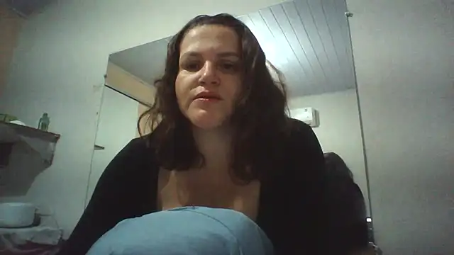 Vanessinhadappkrosa online show from July 7, 2026, 3:38 pm