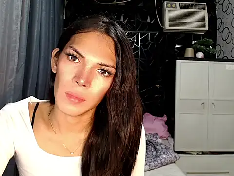ladyhotcuming online show from June 29, 2026, 12:38 pm
