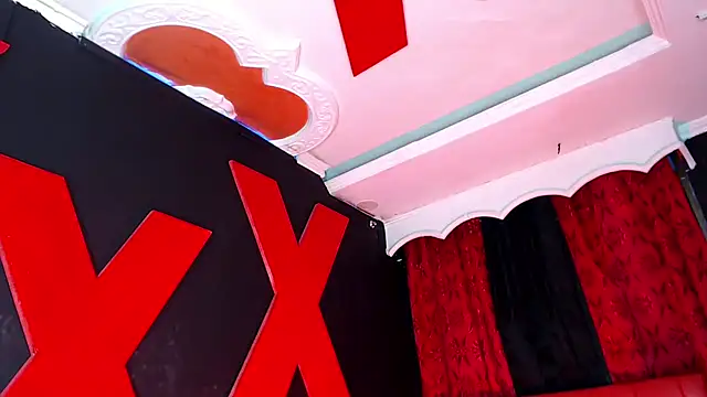Snapshot of abrilbigcock chatting on July 17, 2026, 11:20 pm abrilbigcock online show from July 17, 2026, 11:20 pm