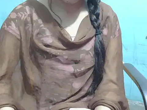 lovely soniya online show from October 18, 2025, 4:15 am