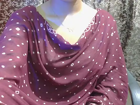 Snapshot of lovely_soniya chatting on May 20, 2026, 5:57 am lovely soniya online show from May 20, 2026, 5:57 am