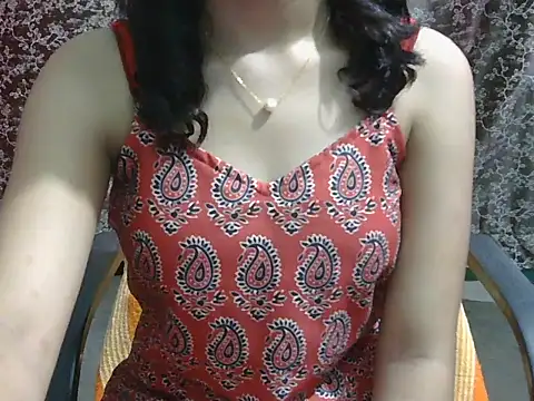 Snapshot of lovely_soniya chatting on June 25, 2026, 6:18 am lovely soniya online show from June 25, 2026, 6:18 am