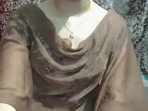 Snapshot of lovely_soniya chatting on June 27, 2026, 1:06 pm lovely soniya online show from June 27, 2026, 1:06 pm