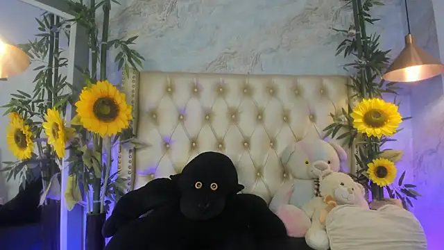 Snapshot of LittleeJaz chatting on May 20, 2026, 5:46 am LittleeJaz online show from May 20, 2026, 5:46 am