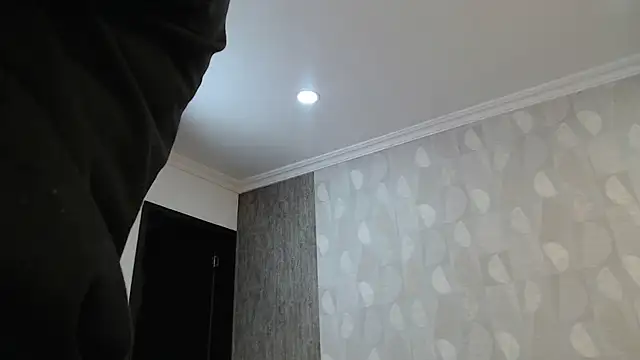 Snapshot of elamurray chatting on September 19, 2025, 11:11 am elamurray online show from September 19, 2025, 11:11 am