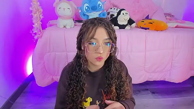 hannacutegod online show from February 4, 2026, 4:51 am