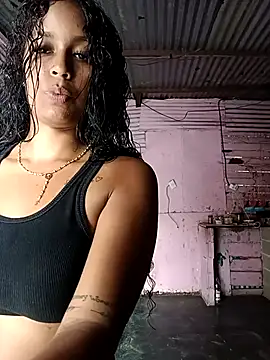 Fernanda30 online show from October 2, 2025, 5:31 pm