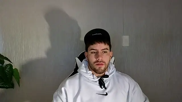 Snapshot of Ades_Lowe chatting on September 26, 2025, 11:47 am Ades Lowe online show from September 26, 2025, 11:47 am