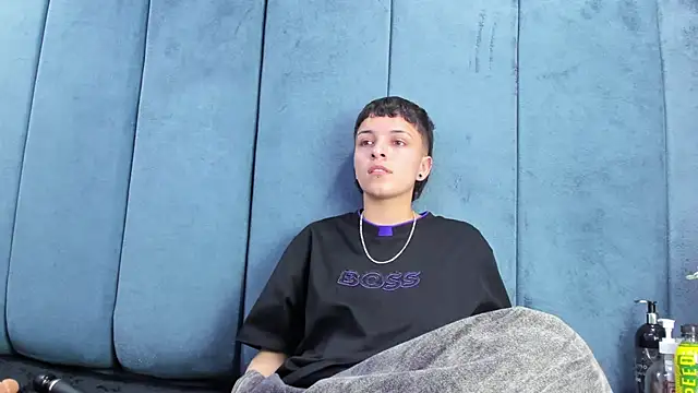 Megan Thompson  online show from February 19, 2026, 2:18 am