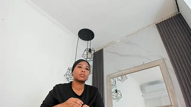 Snapshot of keyla_mejia chatting on June 25, 2026, 11:59 am keyla mejia online show from June 25, 2026, 11:59 am