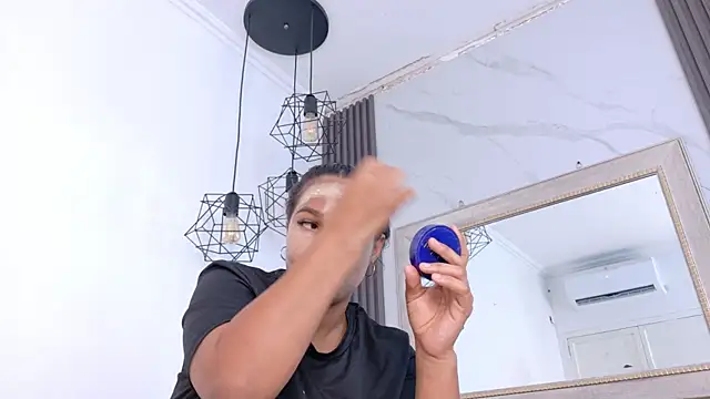 Snapshot of keyla_mejia chatting on June 28, 2026, 12:00 pm keyla mejia online show from June 28, 2026, 12:00 pm