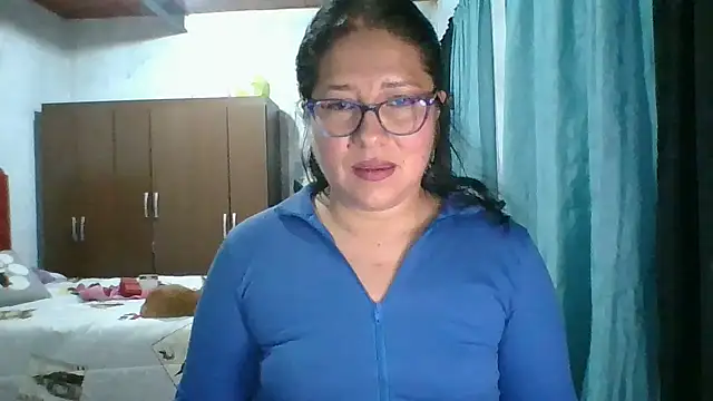 Snapshot of scarlett_widow_ chatting on September 24, 2025, 2:48 am scarlett widow online show from September 24, 2025, 2:48 am