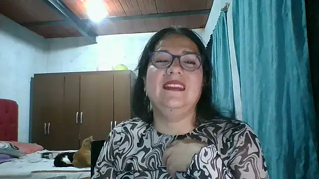 Snapshot of scarlett_widow_ chatting on September 27, 2025, 3:55 am scarlett widow online show from September 27, 2025, 3:55 am