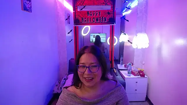 Snapshot of scarlett_widow_ chatting on October 20, 2025, 2:45 am scarlett widow online show from October 20, 2025, 2:45 am