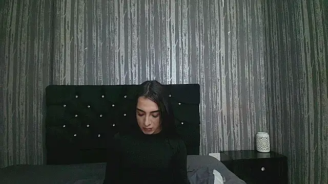 Snapshot of Alicee_Moonn chatting on May 29, 2026, 7:45 pm Alicee Moonn online show from May 29, 2026, 7:45 pm