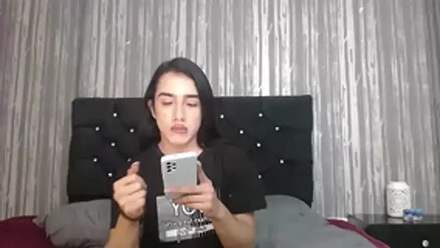 Alicee Moonn online show from July 15, 2026, 9:42 pm