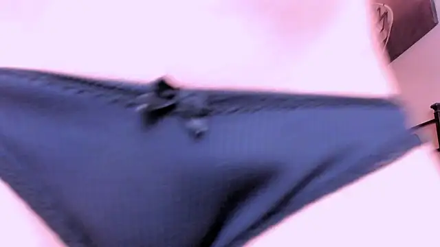 Snapshot of VelvetEliza chatting on July 21, 2026, 9:06 pm VelvetEliza online show from July 21, 2026, 9:06 pm
