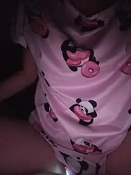 Hottiesophie online show from June 22, 2026, 3:25 am