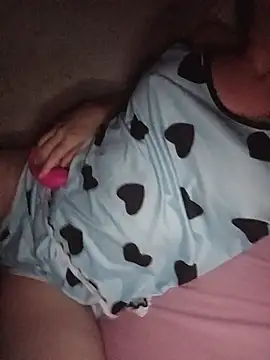Hottiesophie online show from July 1, 2026, 12:40 pm