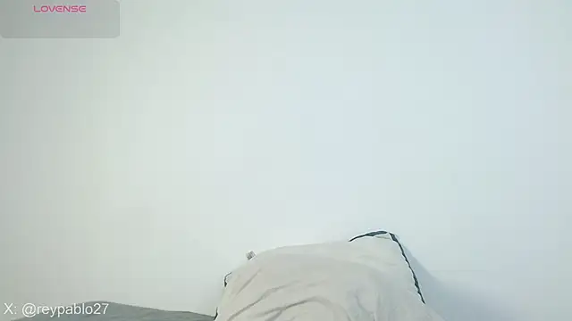 ReyPablo1 online show from November 18, 2025, 8:57 pm