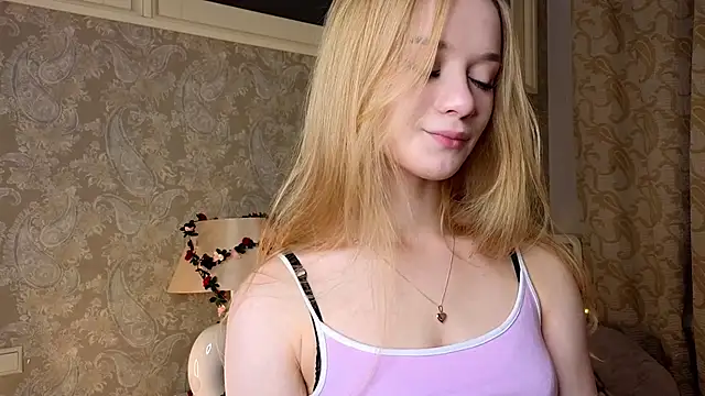 Snapshot of Emma_Frosty chatting on November 23, 2025, 7:46 pm Emma Frosty online show from November 23, 2025, 7:46 pm