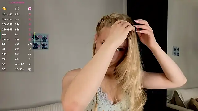 Emma Frosty online show from July 18, 2026, 11:41 pm