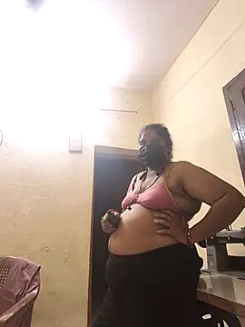 Snapshot of Villageanuty chatting on September 23, 2025, 9:56 am Villageanuty online show from September 23, 2025, 9:56 am