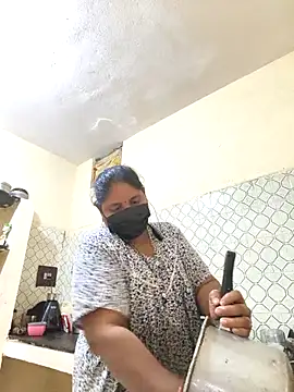 Snapshot of Villageanuty chatting on September 24, 2025, 3:43 am Villageanuty online show from September 24, 2025, 3:43 am