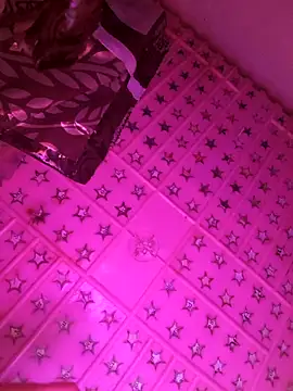 Snapshot of Villageanuty chatting on October 16, 2025, 6:31 pm Villageanuty online show from October 16, 2025, 6:31 pm